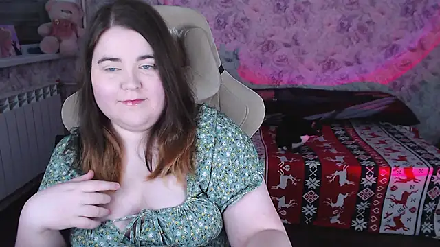 Snapshot of Estelle_Hicks chatting on February 23, 2026, 6:27 pm Estelle Hicks online show from February 23, 2026, 6:27 pm