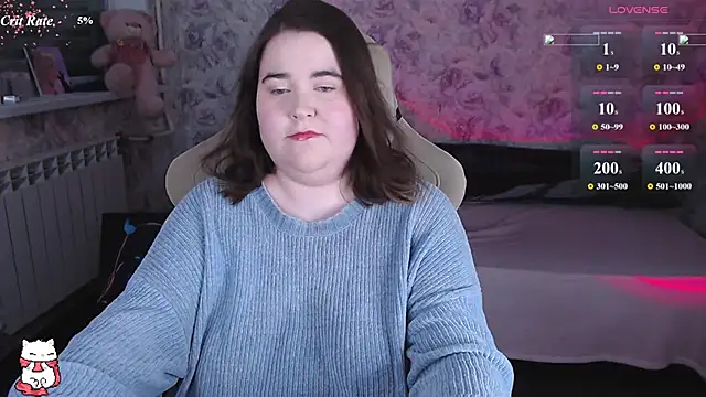 Estelle Hicks online show from April 16, 2026, 6:52 pm