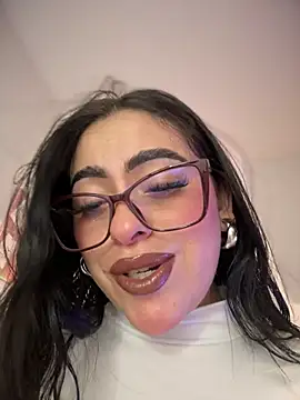 Snapshot of KatteWise chatting on March 2, 2026, 10:05 pm KatteWise online show from March 2, 2026, 10:05 pm