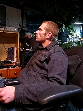 mrwinsalot88 online show from November 11, 2025, 9:37 pm