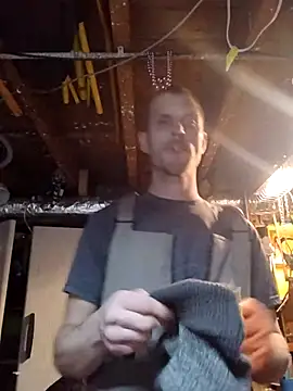 mrwinsalot88 online show from December 21, 2025, 6:26 pm