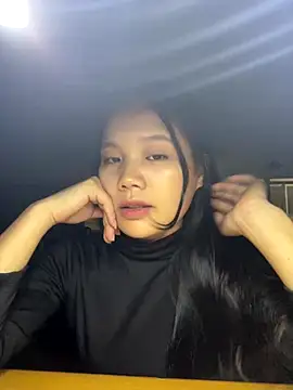 Snapshot of Be-MyMy chatting on December 5, 2025, 4:58 pm Be-MyMy online show from December 5, 2025, 4:58 pm