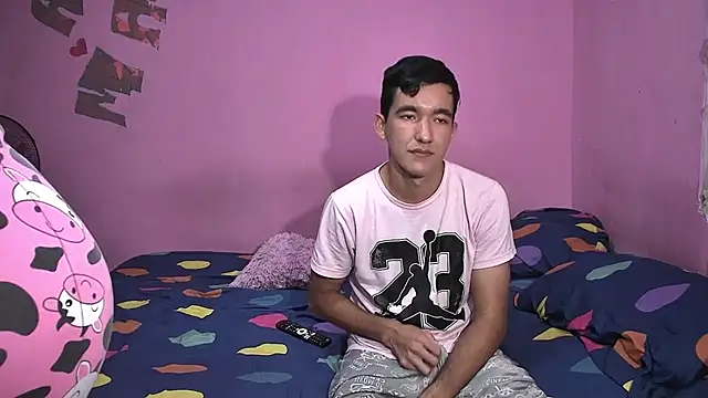 Sweetiefoxxx online show from January 5, 2026, 6:33 pm