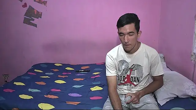 Sweetiefoxxx online show from April 2, 2026, 1:42 pm