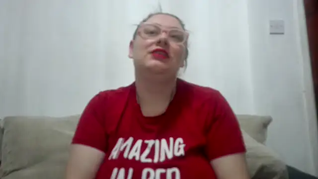 Bustycurves online show from October 25, 2025, 10:37 pm