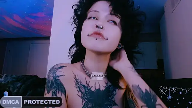 Snapshot of NaughtyLittleFox chatting on May 12, 2026, 4:20 am NaughtyLittleFox online show from May 12, 2026, 4:20 am