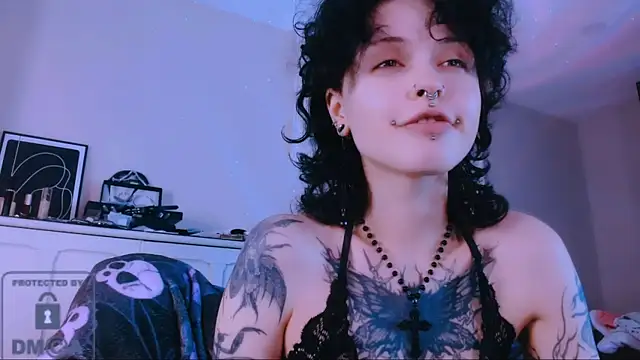 Snapshot of NaughtyLittleFox chatting on June 15, 2026, 4:47 am NaughtyLittleFox online show from June 15, 2026, 4:47 am