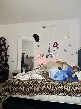 Snapshot of brigitht chatting on January 11, 2026, 1:49 pm brigitht online show from January 11, 2026, 1:49 pm