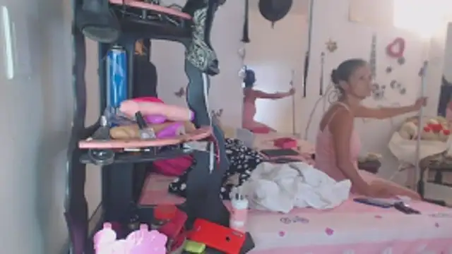 Snapshot of brigitht chatting on March 10, 2026, 5:29 pm brigitht online show from March 10, 2026, 5:29 pm