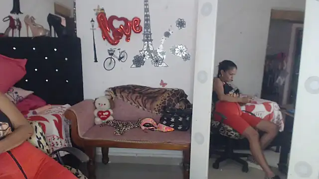 Snapshot of brigitht chatting on May 21, 2026, 4:14 pm brigitht online show from May 21, 2026, 4:14 pm