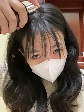 minmin2kk5 online show from March 5, 2025, 2:45 pm