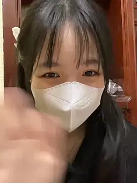 minmin2kk5 online show from March 9, 2025, 3:27 pm