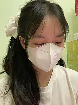 minmin2kk5 online show from March 12, 2025, 7:02 am