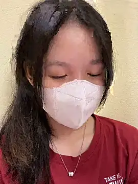 minmin2kk5 online show from October 19, 2025, 3:01 pm