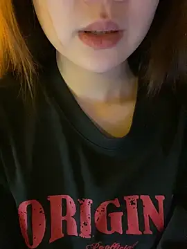 minmin2kk5 online show from March 20, 2026, 4:23 pm