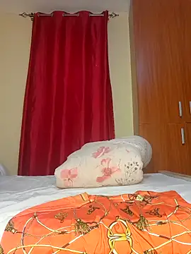 Freya 004 online show from November 27, 2025, 7:32 am