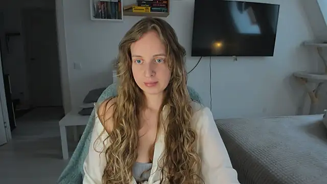 Snapshot of violet_blue_eyes chatting on November 11, 2025, 12:05 pm violet blue eyes online show from November 11, 2025, 12:05 pm