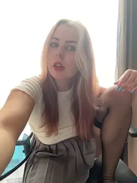 Livewithlucy online show from January 17, 2025, 8:34 am