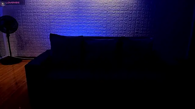 Snapshot of violet_scott chatting on February 26, 2025, 10:47 am violet scott online show from February 26, 2025, 10:47 am