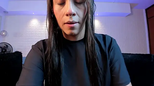 Snapshot of violet_scott chatting on September 18, 2025, 10:50 am violet scott online show from September 18, 2025, 10:50 am