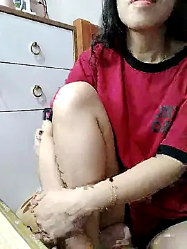 cream1299 online show from November 3, 2025, 9:16 pm