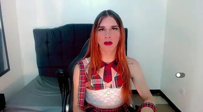 Snapshot of la_ratona_1 chatting on December 29, 2024, 1:06 pm la ratona 1 online show from December 29, 2024, 1:06 pm