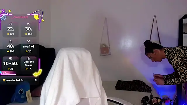 Snapshot of la_ratona_1 chatting on September 26, 2025, 7:29 pm la ratona 1 online show from September 26, 2025, 7:29 pm