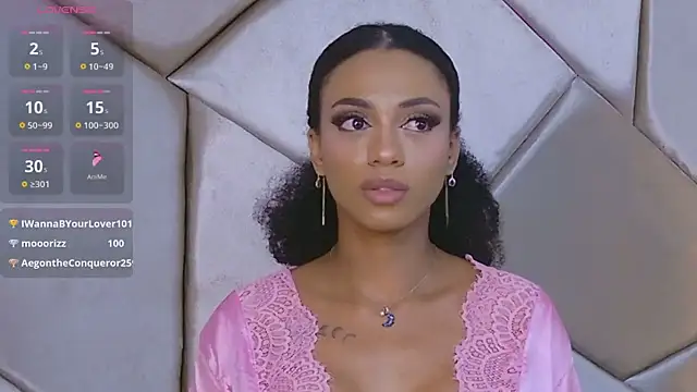 Nahomi King online show from January 11, 2025, 3:52 pm