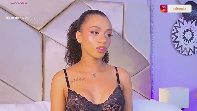 Nahomi King online show from March 6, 2025, 1:24 pm