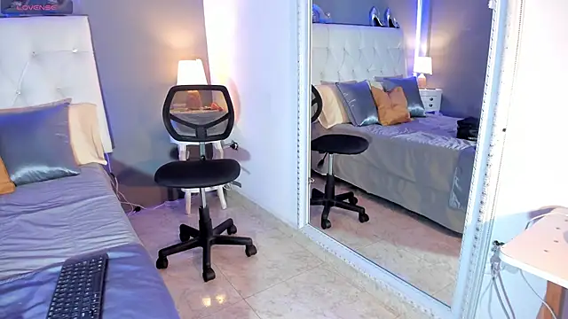 Melinahills online show from January 16, 2025, 4:28 pm