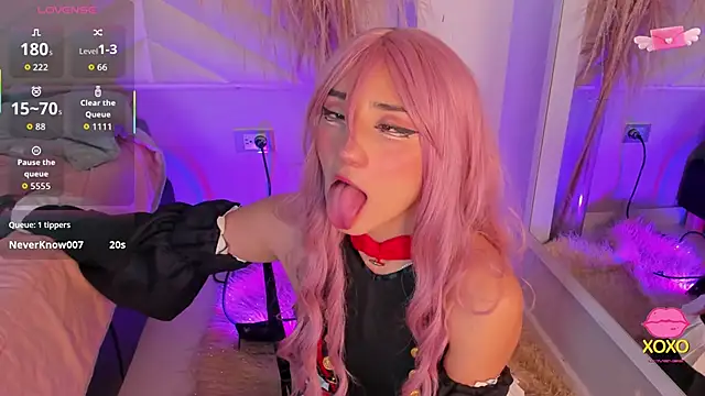 Snapshot of miia__baker chatting on November 5, 2025, 12:27 pm miia baker online show from November 5, 2025, 12:27 pm