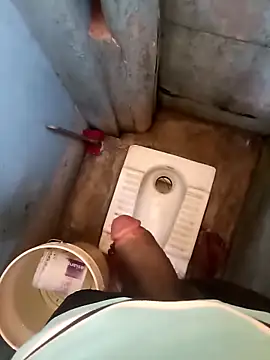 Snapshot of bangaloresexyguy chatting on February 25, 2026, 2:43 am bangaloresexyguy online show from February 25, 2026, 2:43 am