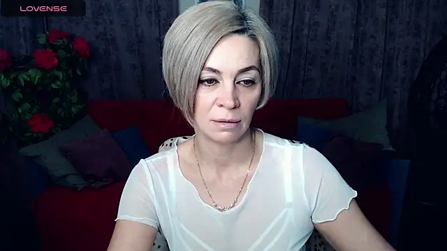 Blonde lola444 online show from January 12, 2025, 7:53 pm