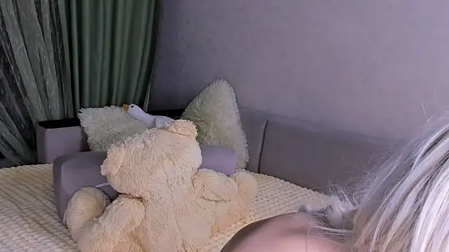 Sweeet Barbie online show from April 2, 2026, 4:04 pm