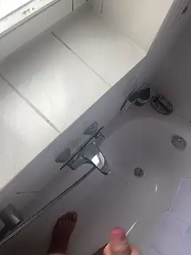 Snapshot of Banana_Boy chatting on January 2, 2025, 11:52 am Banana Boy online show from January 2, 2025, 11:52 am