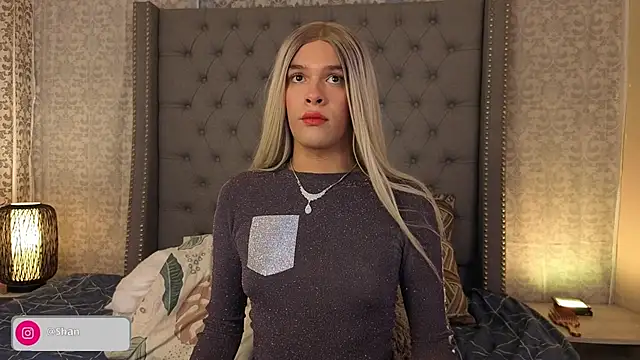 Shantal Joness online show from October 3, 2025, 3:25 am