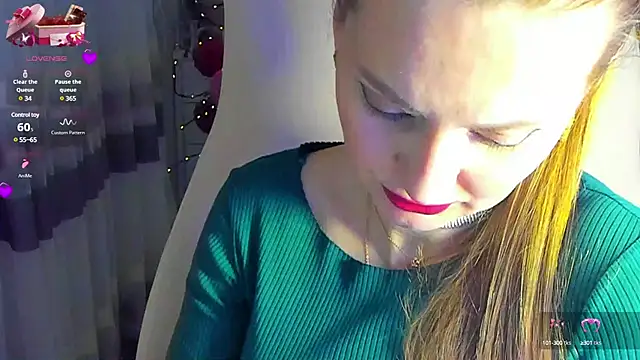 Snapshot of Viola_sweet chatting on February 27, 2025, 6:40 am Viola sweet online show from February 27, 2025, 6:40 am