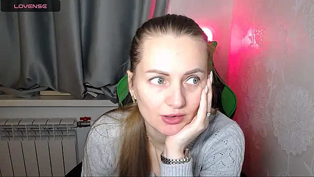 Snapshot of Viola_sweet chatting on February 28, 2025, 7:14 pm Viola sweet online show from February 28, 2025, 7:14 pm