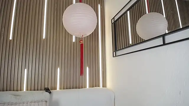 Snapshot of Tayzon_Foxxx chatting on February 12, 2026, 12:55 pm Tayzon Foxxx online show from February 12, 2026, 12:55 pm