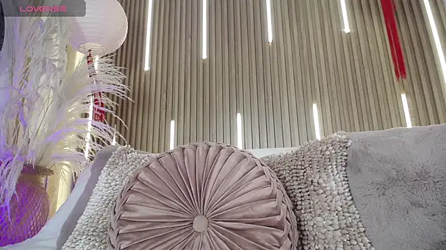 Tayzon Foxxx online show from March 13, 2026, 8:26 pm