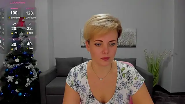 Julia Wilsone online show from December 18, 2024, 6:43 am