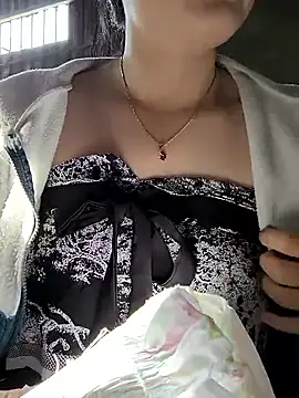 Sweetlove 77 online show from October 28, 2025, 1:20 am