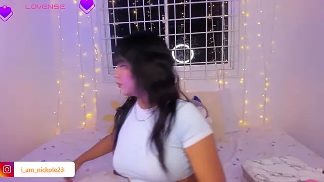 nicky peyton online show from September 25, 2025, 4:05 am