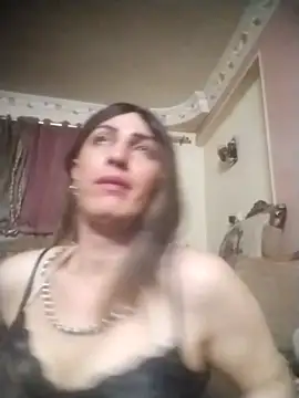 Snapshot of ingishemale1 chatting on February 27, 2026, 12:43 am ingishemale1 online show from February 27, 2026, 12:43 am