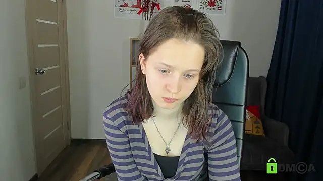 Snapshot of Alina_Mills chatting on May 16, 2026, 6:32 am Alina Mills online show from May 16, 2026, 6:32 am