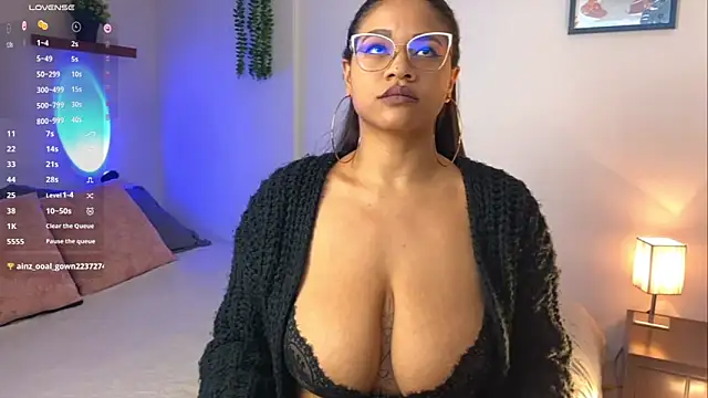 Snapshot of aleiasc chatting on October 2, 2025, 12:50 am aleiasc online show from October 2, 2025, 12:50 am