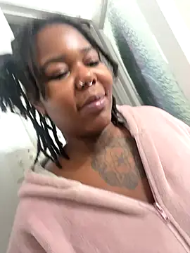 Goddess Nafeesha online show from December 15, 2025, 8:51 am