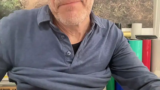 tauromolo online show from April 17, 2026, 1:19 am