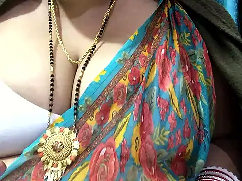 Desi bhabhiii online show from December 3, 2024, 6:26 am