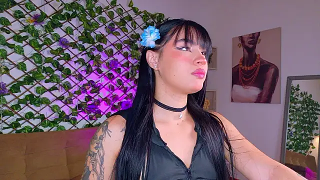 melody cute10 online show from March 3, 2026, 1:28 pm